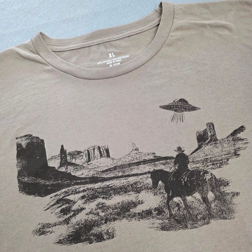 Mens Tan UFO Cowboy Desert Graphic Tee Shirt XL RN 133209 Short Sleeve